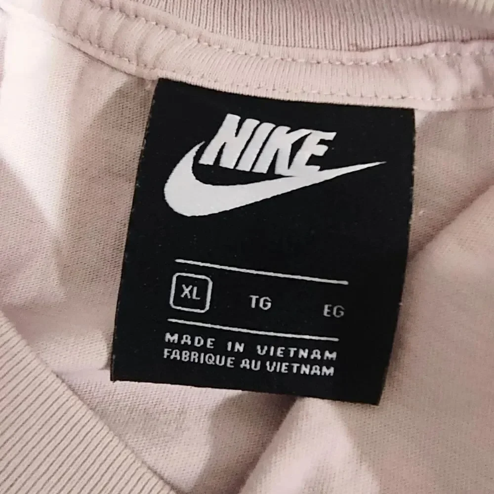 Nike Women's Pink Short Sleeve Cropped Top #7